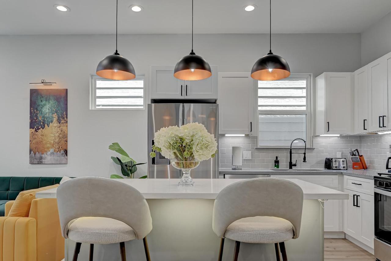 Villa Elegant 3Br Haven- Games, Luxury & Lush Garden à Houston Extérieur photo