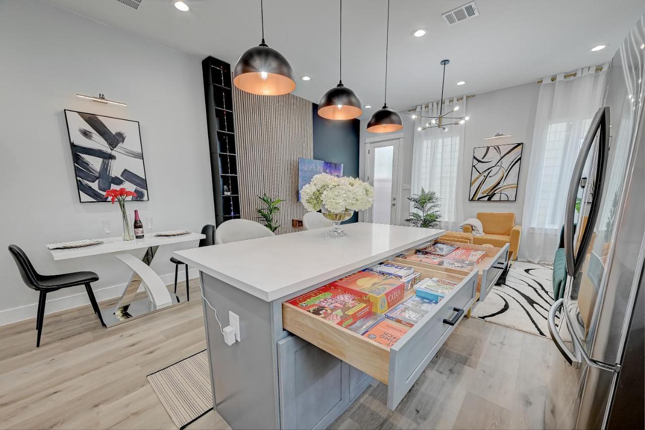Villa Elegant 3Br Haven- Games, Luxury & Lush Garden à Houston Extérieur photo
